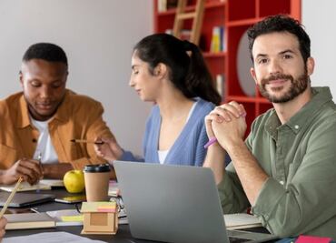 ¿Cómo mejorar la comunicación en tu equipo, según experta?