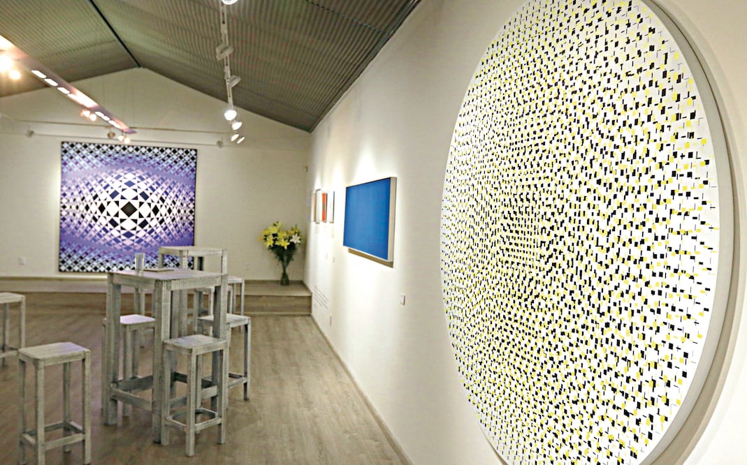 Arte cinético en galería Pablo Goebel