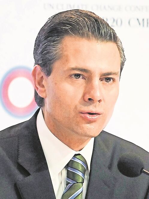 Peña con Clinton y Trump