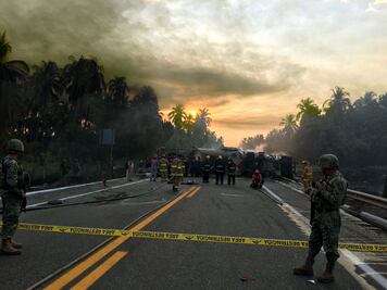 Alistan traslado a Morelia cuerpos de fallecidos en accidente de la Siglo XXI