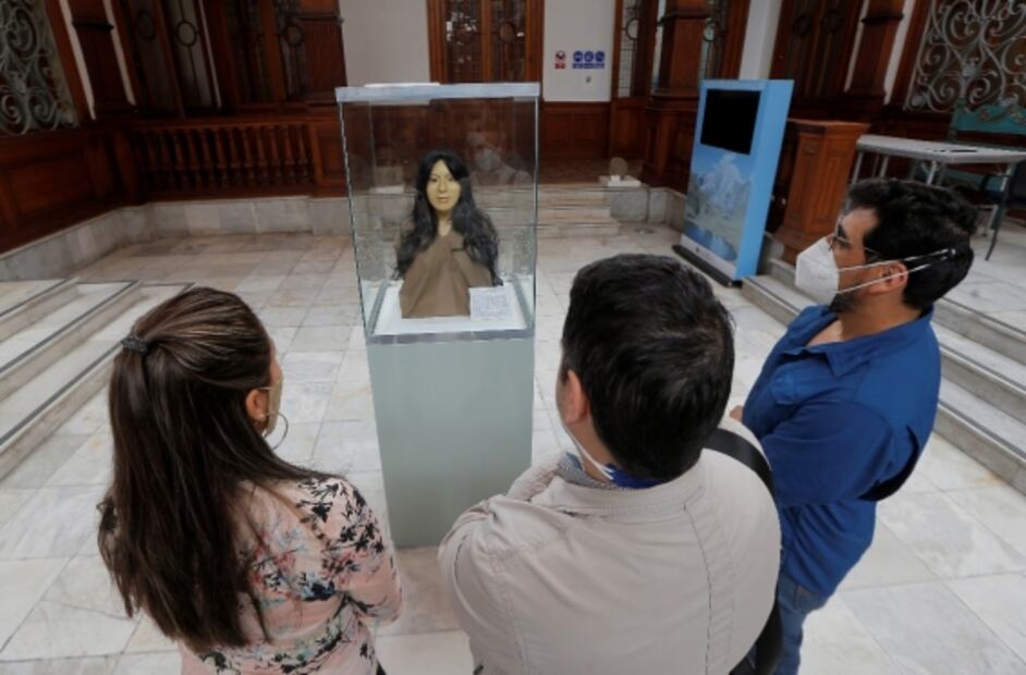 Develan el rostro de la "dama de El Paraíso", restos de una mujer de hace más de 3 mil años