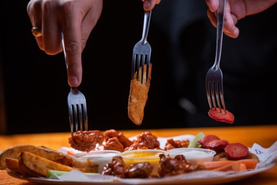 Descubre la cerveza ideal para tus botanas de Super Bowl