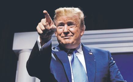 Trump recomienda usar aviones cisternas para controlar incendio en la catedral de Notre Dame