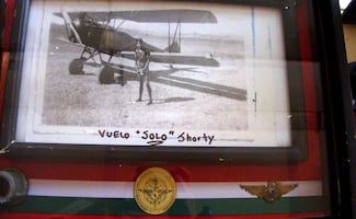 Rodolfo Amparán fue el piloto más joven de la aviación mexicana