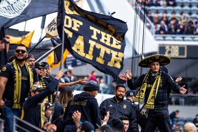 Anuncian asociación entre la MLS y Facebook