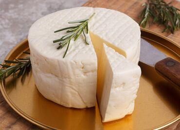 "Empresas ya habían solventado observaciones a quesos": Canilac a Profeco