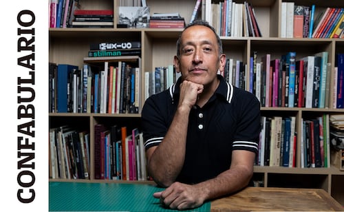 Confabulario; Julián Hernández, Mirada sin censura