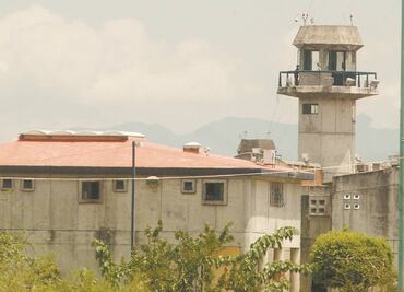 Rechazan omisión para atender pandemia en cárceles de Morelos