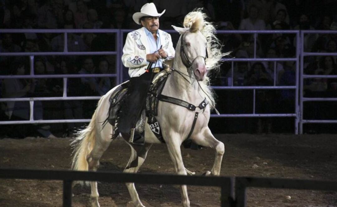 En entrevista, tras visitar a su hermano en el hospital, Federico dijo que toda la familia está muy contenta porque han visto la evolución de su salud: Alejandra Lemus/EL UNIVERSAL
