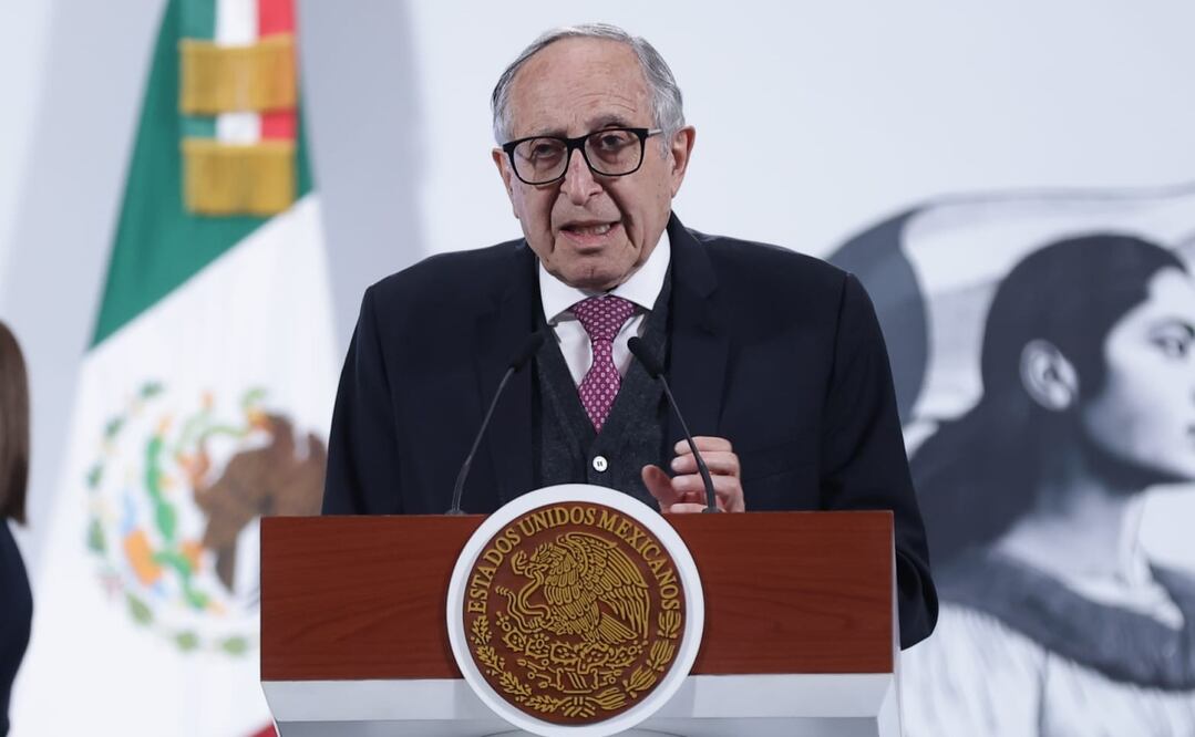 Conferencia de prensa del pueblo encabezada por la presidenta, Claudia Sheinbaum Pardo, en el salón Tesorería de Palacio Nacional. Foto: Fernanda Rojas / EL UNIVERSAL