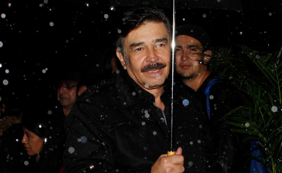 Pinedo relató el calvario que lo hizo pasar la diplomacia de la época. Aunque hoy es diferente, dice, aún "es lamentable que a nivel mundial continúe la violencia como los recién ocurridos ataques en París y varios países". FOTO: Archivo.