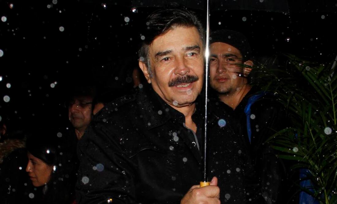 Pinedo relató el calvario que lo hizo pasar la diplomacia de la época. Aunque hoy es diferente, dice, aún "es lamentable que a nivel mundial continúe la violencia como los recién ocurridos ataques en París y varios países". FOTO: Archivo.