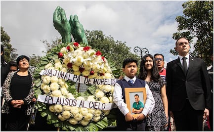 Develan en Cuajimalpa monumento dedicado a servidores públicos fallecidos durante la pandemia de Covid