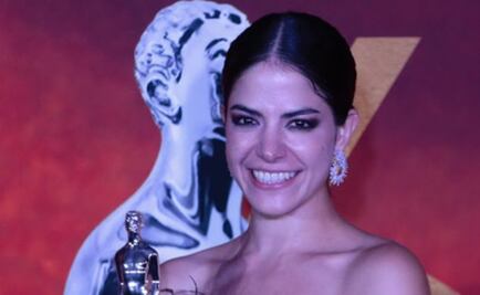 La actriz mexicana Adriana Llabrés dará  charla sobre teatro y su importancia política y social