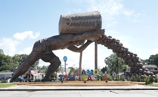Colapsa Monumento "El Colotero" en Veracruz: conoce la historia de la emblemática escultura