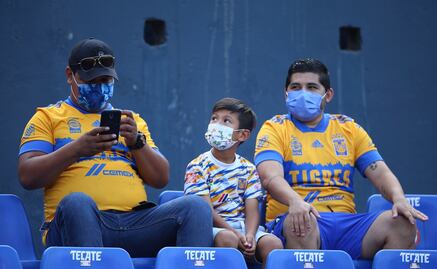 Retiran a aficionados de Tigres por realizar el grito homofóbico en la Liga Femenil