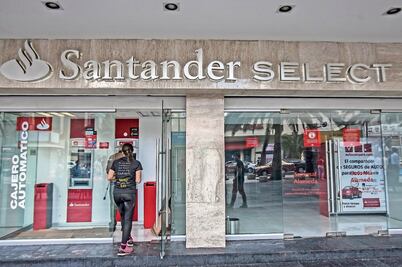 Banca mexicana, con mayor riesgo por Trump: Fitch