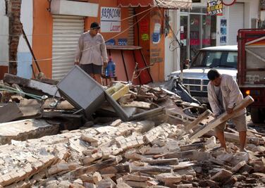 CFE reporta 1.85 millones de clientes afectados tras sismo 