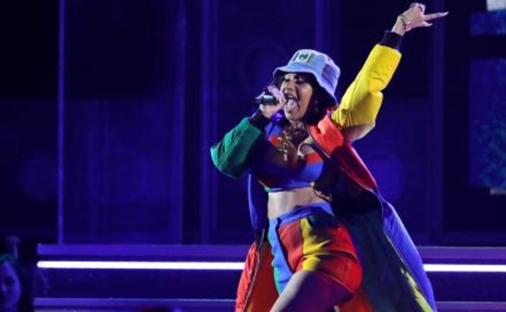 Así luce ahora la niña del meme "dice mi mamá que..." 