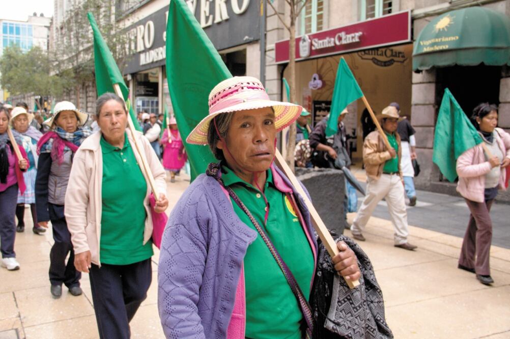 El Frente Auténtico del Campo señaló que “reforzará” el plantón que mantiene ante Palacio Nacional en la Ciudad de México. Foto: ARCHIVO. EL UNIVERSAL