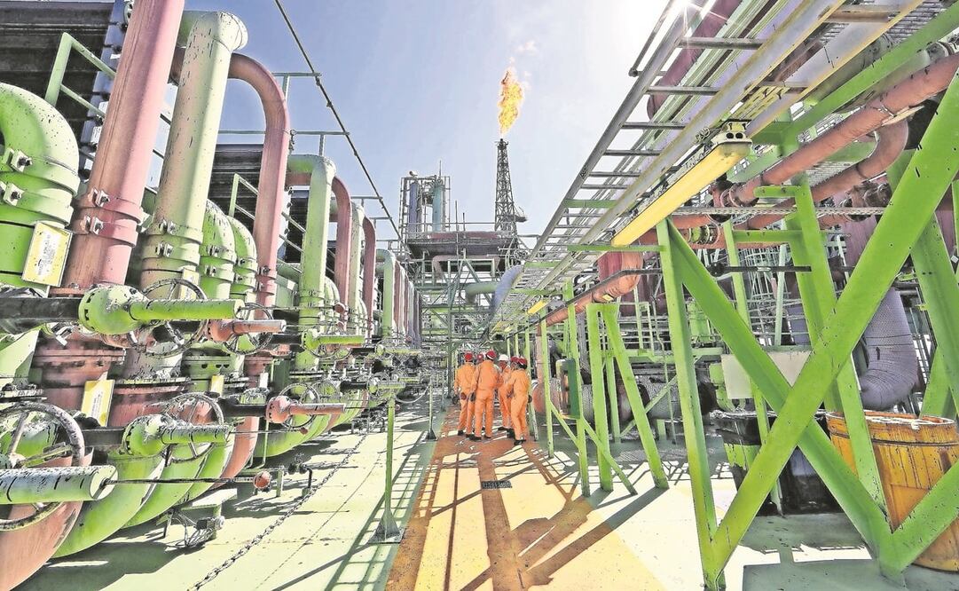 La empresa productiva del Estado ha reconocido que acatar las regulaciones ambientales puede afectar sus resultados. Foto: Archivo. El Universal