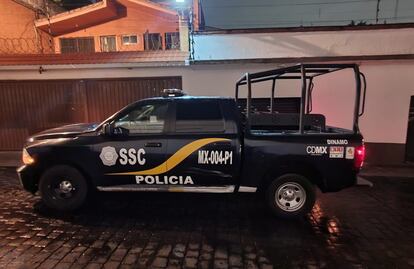 Policía va al baño y le roban la patrulla; detienen al ladrón en la Magdalena Contreras