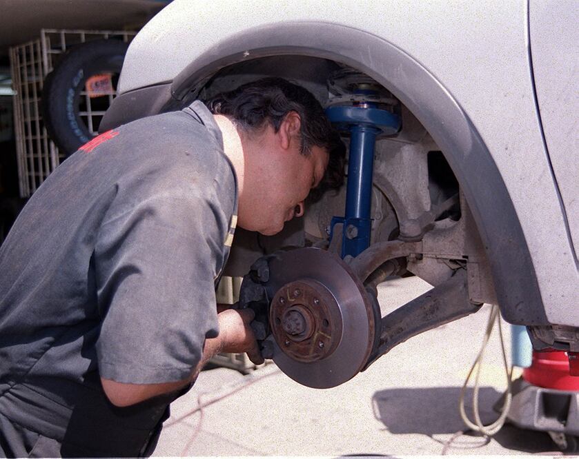 Revisa tu sistema de amortiguadores cada 25 mil kilómetros, si lo ves mermado ¡cámbialo! (Fotos: Archivo El Universal)