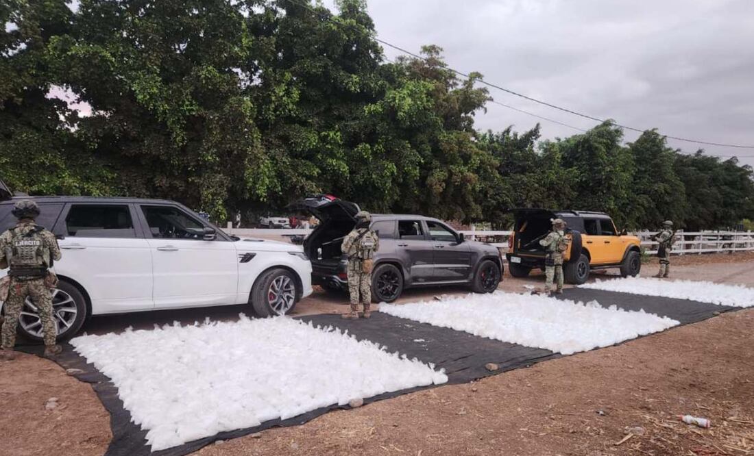 Vehículos cargados con metanfetaminas son asegurados en Sinaloa (23/06/2025). Foto: Especial