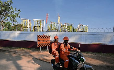 Pemex asegura que quema de gas en Tabasco es controlada; prevé eliminarla a mediados de 2026