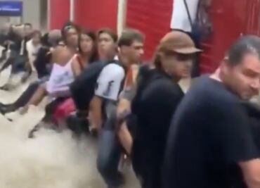 VIDEO Metro de Sao Paulo se convierte en un “pequeño Amazonas”; fuertes lluvias causan inundaciones en Brasil