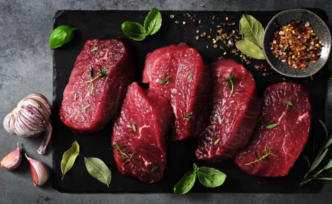 El rubro de bistec de res (de cualquier parte que se saque), presentó un aumento de 18.7% también en ambas localidades, pero tuvo mayor incidencia en el ámbito rural. Foto: iStock