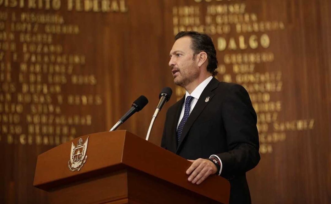 Mauricio Kuri, gobernador de Querétaro, presenta su primer informe de Gobierno en el Teatro de la República. Foto: Especial 
