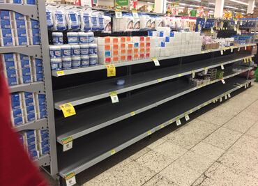 Reportan desabasto de material de curación en tiendas del Edomex