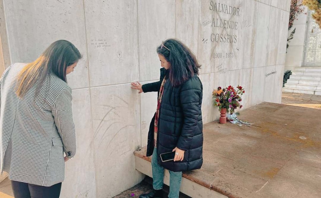 Vandalizan tumba de Salvador Allende. Foto: X @FSAllende