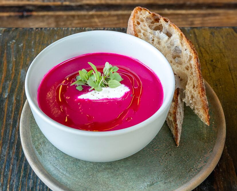 Crema de betabel con jengibre