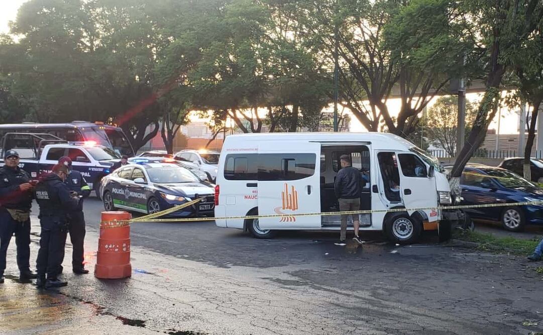 Al sitio llegaron paramédicos de Protección Civil de Tlalnepantla. Foto: Especial