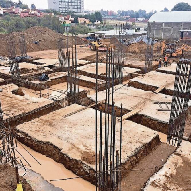 Anomalías. Los trabajos se suspendieron la primera vez por no contar con el estudio de impacto ambiental. (ARCHIVO EL UNIVERSAL)