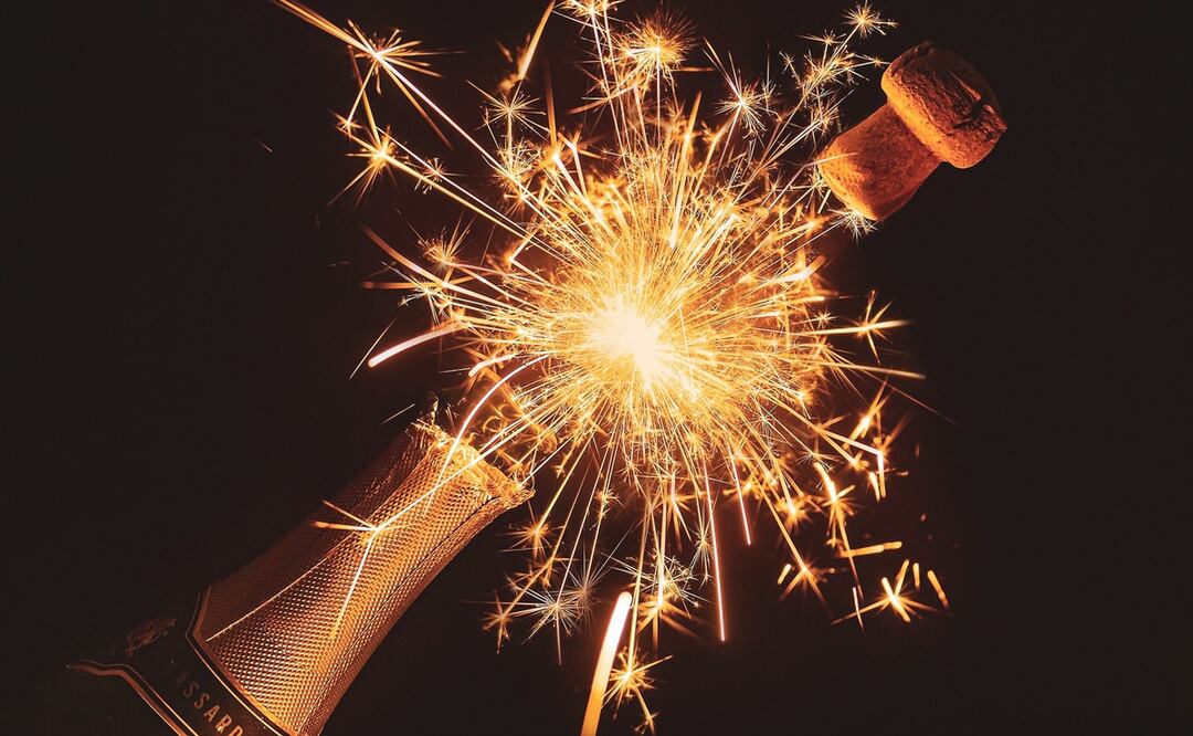 Espumosos para celebrar. Foto: Myriam Zilles / Unsplash
