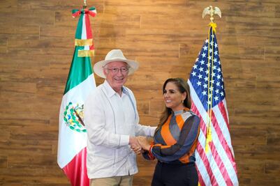 Gobernadora Mara Lezama recibe a embajador Ken Salazar; abordan temas de seguridad y turismo