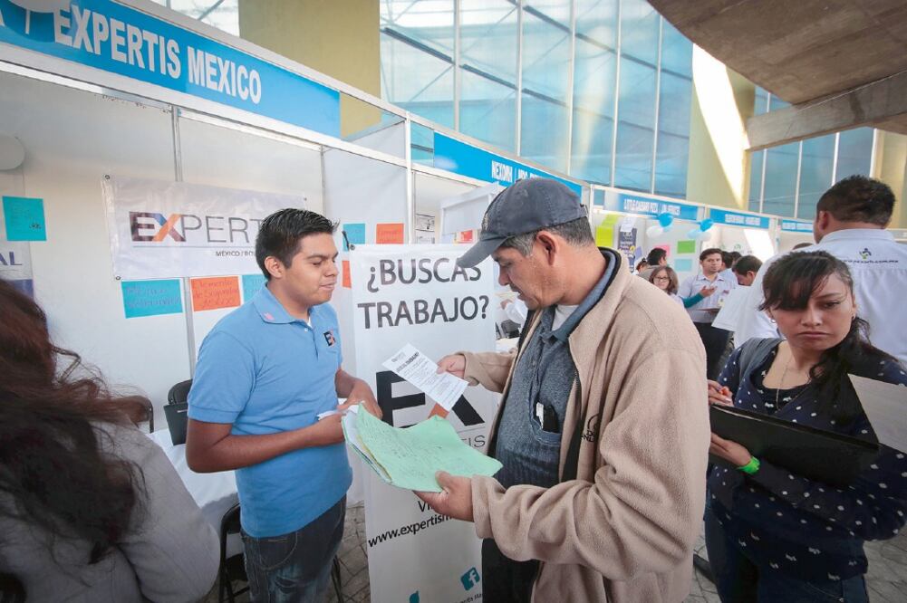 Foco rojo. Tabasco es la entidad con el mayor nivel de desempleo, con una tasa de 7.3% (ARCHIVO EL UNIVERSAL)