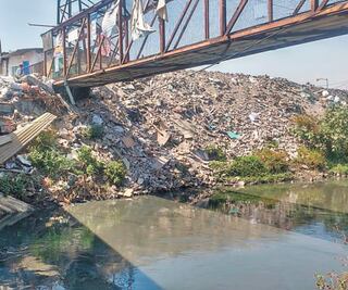 Familiares amplían área de búsqueda de Jacqueline