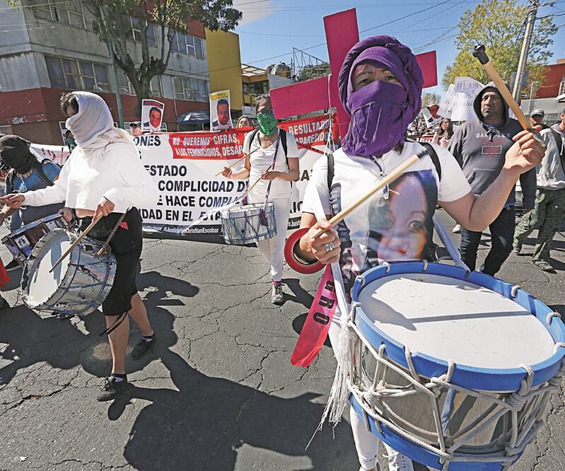 Familiares y amigos de víctimas de feminicidios y desaparecidos exigieron justicia en el Estado de México en diciembre pasado. ARCHIVO. EL UNIVERSAL