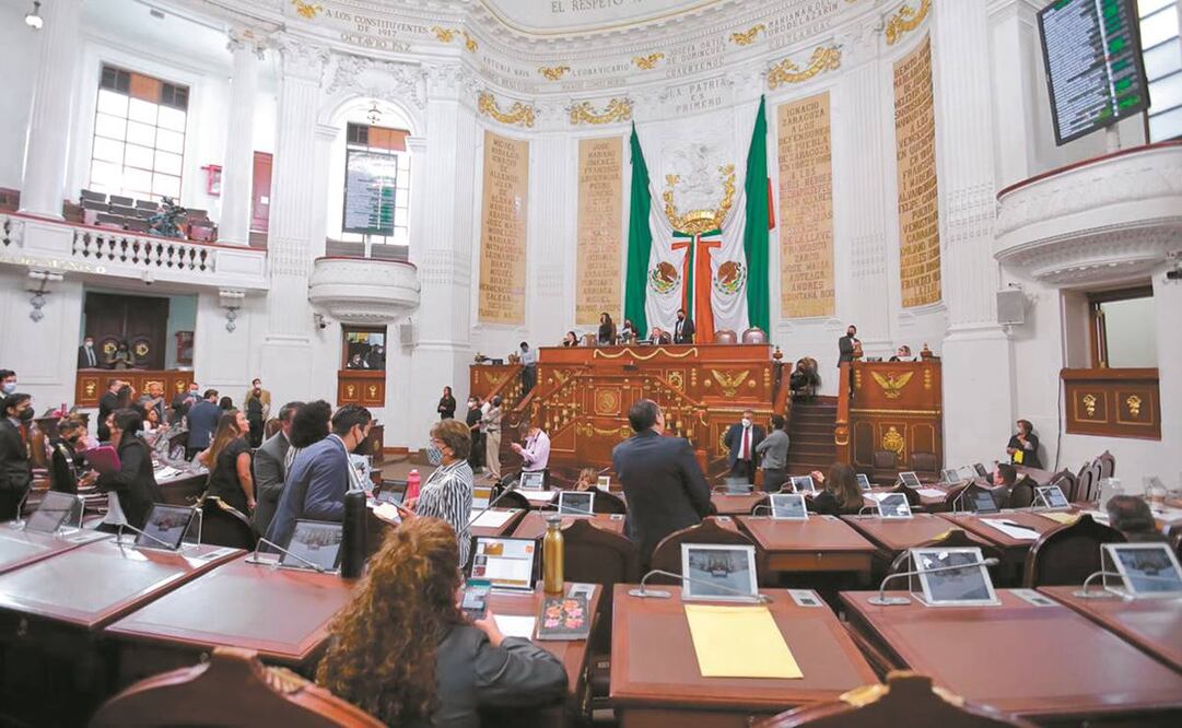 Los responsables administrativos del Congreso de la CDMX reciben al mes vales para alimentos. Foto: Archivo/EL UNIVERSAL.