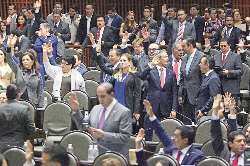 Diputados federales durante la aprobación del paquete económico. FOTO: Archivo