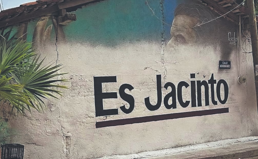 En Tecpan pintaron sobre un mural hecho en homenaje a Hermino Rendón Avilés, un promotor cultural de la región. Foto: Arturo de Dios Palma y Salvador Cisneros/ EL UNIVERSAL