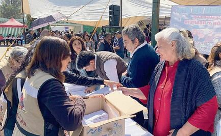 Pese a coronavirus, reúnen masivamente a adultos mayores en Veracruz