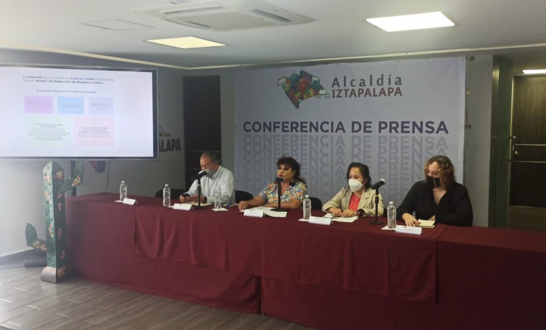 Con entrega de gallinas ponedoras, buscan ayudar a más de 2 mil familias iztapalapenses. Foto: Especial
