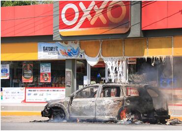 Delincuentes siembran caos en Tabasco; se registra quema de vehículos y comercios