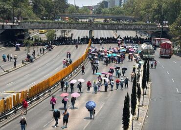 Bloqueo de la CNTE cumple 3 horas; colapsan vialidades y servicio de transporte en la CDMX