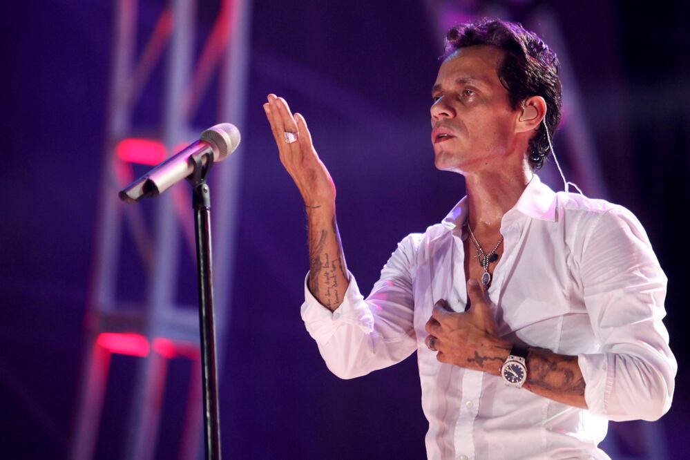 Marc Anthony pide donaciones para Puerto Rico tras paso de "Irma" y "María"